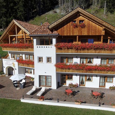 Apartments Mirabell Ливиналлонго-дель-Коль-ди-Лана Экстерьер фото